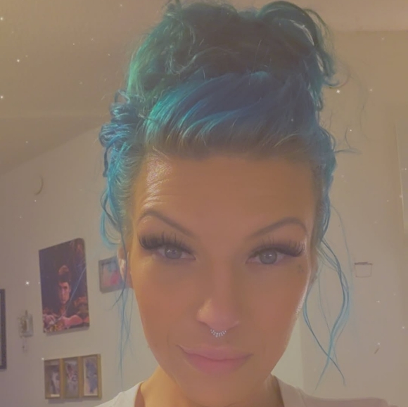 Meet your Posher, Santi - Picture 1 of 1